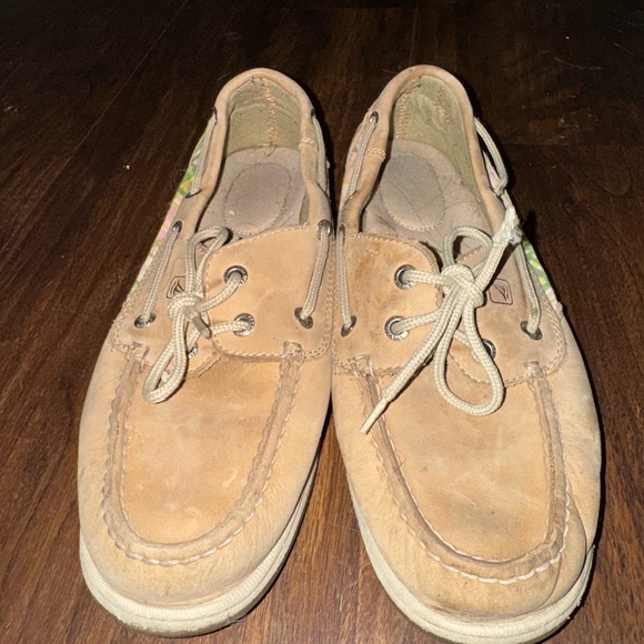 women’s Sperrys size 9 - Picture 2 of 3
